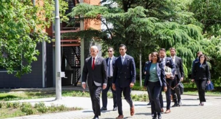 Vizita e kongresistëve, Stradner: Sinjal që angazhimi i SHBA’së është thelbësor për moslejimin e një cikli të ri destabilizimi