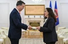 Osmani pranon letrat kredenciale nga ambasadori i ri i Hungarisë në Kosovë