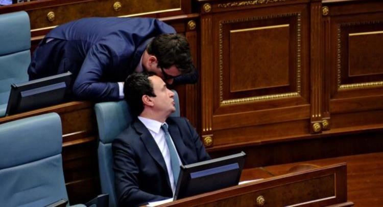 “Ministri Murati duhet të largohet, Albin Kurti duhet të japë dorëheqje”