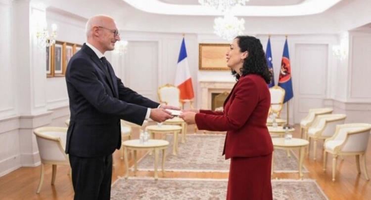 Presidentja pranoi letrat kredenciale nga ambasadori i Francës, Guérot