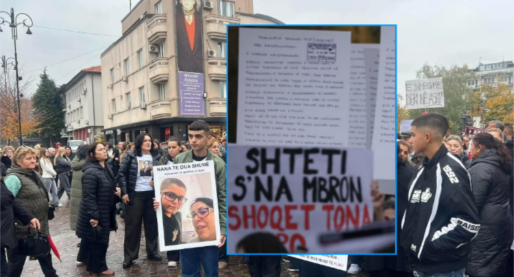 Me fotografi të Arlindës dhe pankarta në duar, qytetarët marshojnë për drejtësi në Pejë