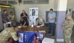 KFOR-i amerikan dhuron pajisje për zjarrfikësit e Ferizajt