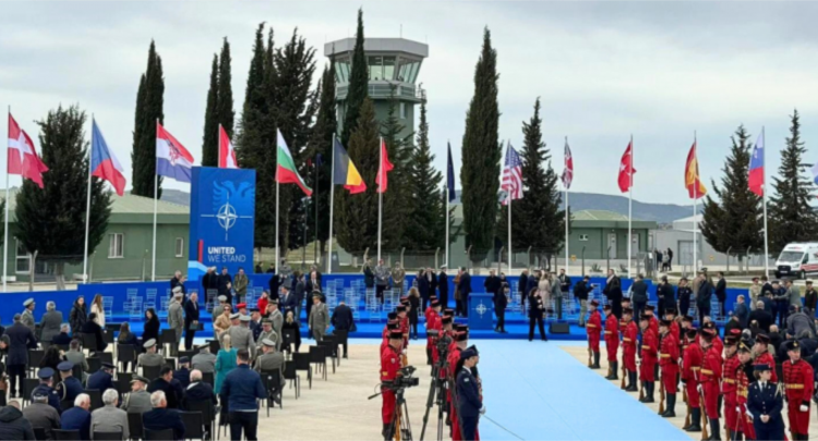 Hapet baza e re ajrore e NATO-s në Kuçovë