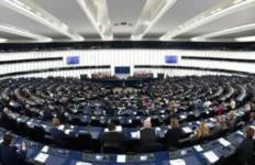 Komisioni i Jashtëm i PE miraton raportin, eurodeputeti Schieder: Shqipëria, një nga dy vendet kryesuese për zgjerimin e BE