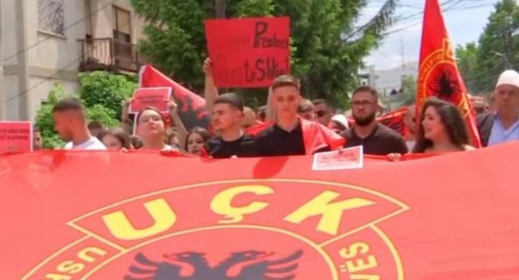 Nis protesta e studentëve para ambasadës së Maqedonisë së Veriut