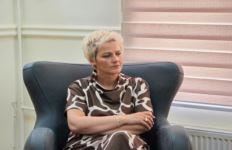 Sinani akuzon Serbinë për diskriminim në punësimin e shqiptarëve