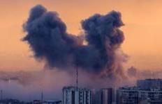 Kard. Parolin: luftërat parandaluese rrezikojnë të ndezin flakë botën