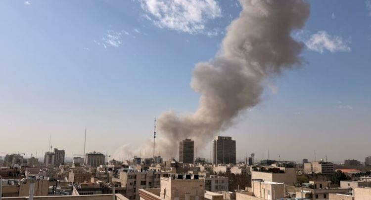 Vazhdojnë furishëm sulmet SHBA-Izrael ndaj bazave të regjimit terrorist në Iran