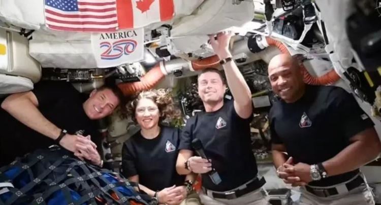 Artemis II përmbyll misionin historik në Hënë, astronautët nisen drejt Tokës