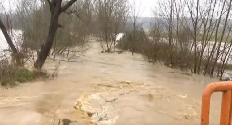 Mot ekstrem në Evropë: Borë në Perëndim, përmbytje në Ballkan