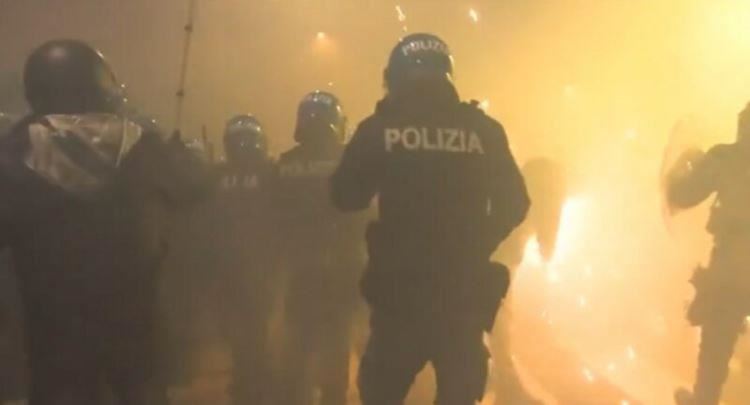 Islamistët e komunistët trazira nëpër Milano para garave olimpike dimërore