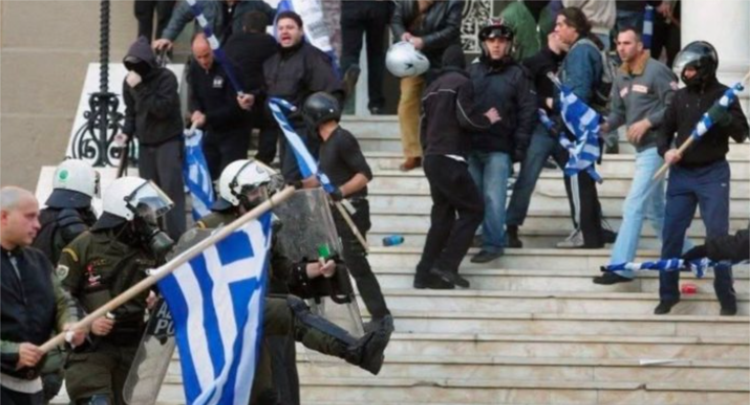 Sulm fashist në rrjetet sociale ndaj gazetarit grek me origjinë shqiptare: Je mysafir këtu, s’duhet të flasësh