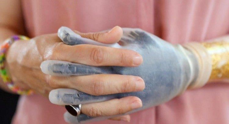 Papa: ‘dinjiteti njerëzor mbetet prioritet’ për teknologjitë e reja dhe inteligjencën artificiale