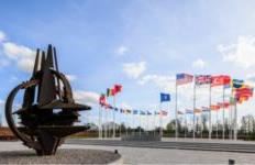 Ministrat e Mbrojtjes të NATO-s mblidhen në Bruksel, fokus te Ballkani Perëndimor dhe mbështetja për Ukrainën