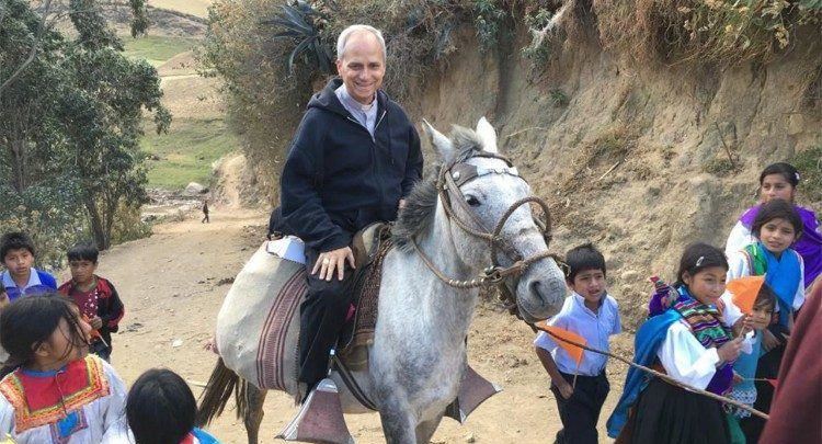 Nga Dioqeza e Chiclajos: ipeshkvi Prevost, Misionar ndërmjet njerëzve