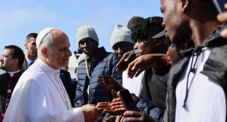 Papa në Tenerife:„Migrimi nuk është humbje, por një pasuri që transformon dy botë“