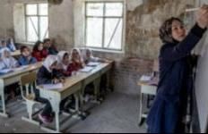 UNESCO: 2,4 milionë vajza afgane të përjashtuara nga shkollimi i mesëm