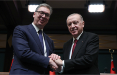 Erdogan e Vucic trashin marrëdhënien Turqi-Serbi: 3.5 miliardë tregti, 300 milionë euro investime