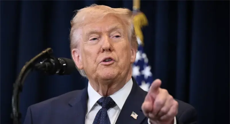 ‘Është nder të vras regjimin iranian’ – Trump: Shikoni çfarë do t’u ndodhë këtyre llumrave të çmendur