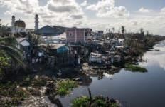 Papa:"Pranë Madagaskarit, goditur nga ciklonet. Lutem për viktimat e familjarët e tyre"