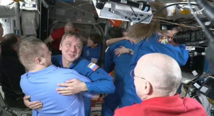 Astronautët e NASA-s kthehen në Tokë pas 9 muajsh të bllokuar në hapësirë