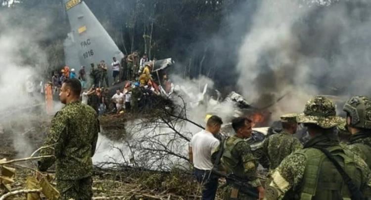Rrëzohet aeroplani ushtarak në Kolumbi, raportohet për dhjetëra viktima